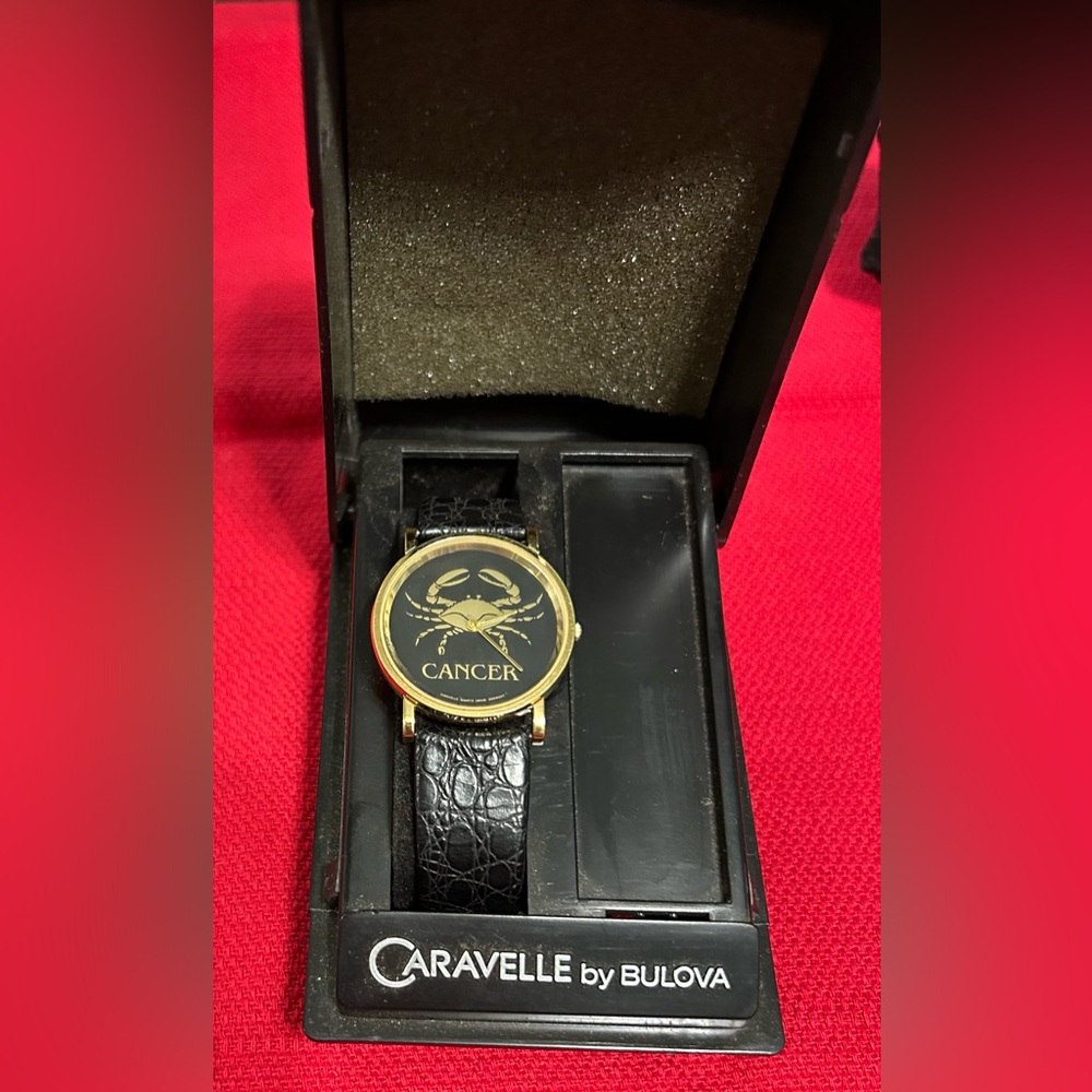 Vintage Caravelle By Bulova Cancer Sign Mens Watch Needs Batteries NOS‎